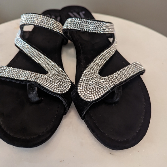 Fashionable Outdoors Flat Slippers For Women, Rhinestone Decor - Picture 3 of 4